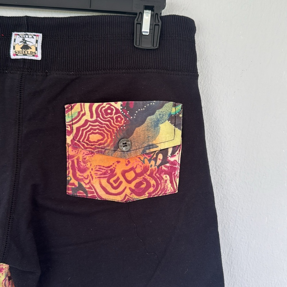 Nilla Shields colorful rainbow floral cotton drawstring Bermuda shorts small - Picture 9 of 10